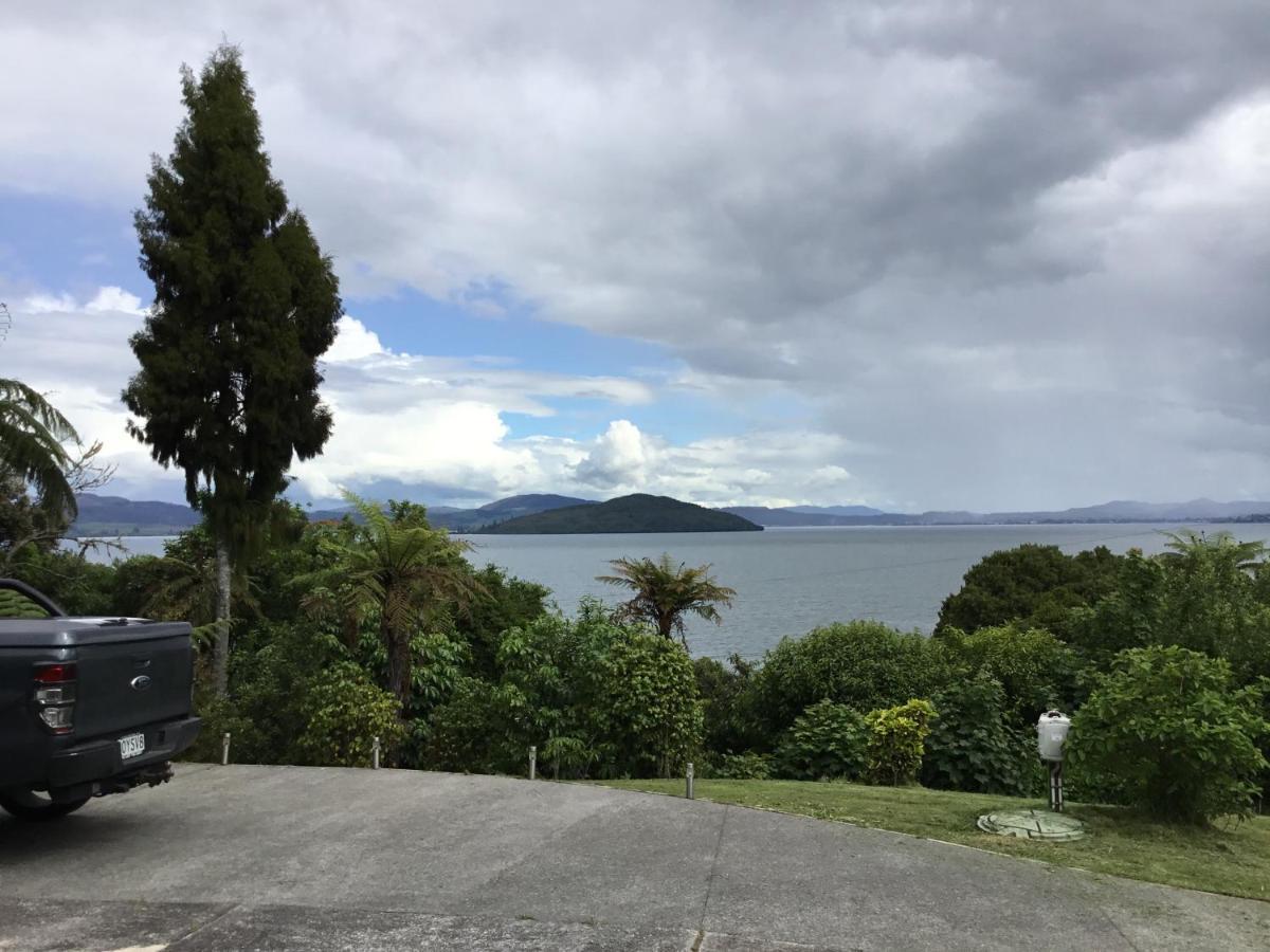 Spectacular Lake Views 罗托鲁阿 外观 照片
