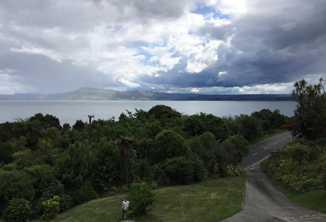 Spectacular Lake Views 罗托鲁阿 外观 照片